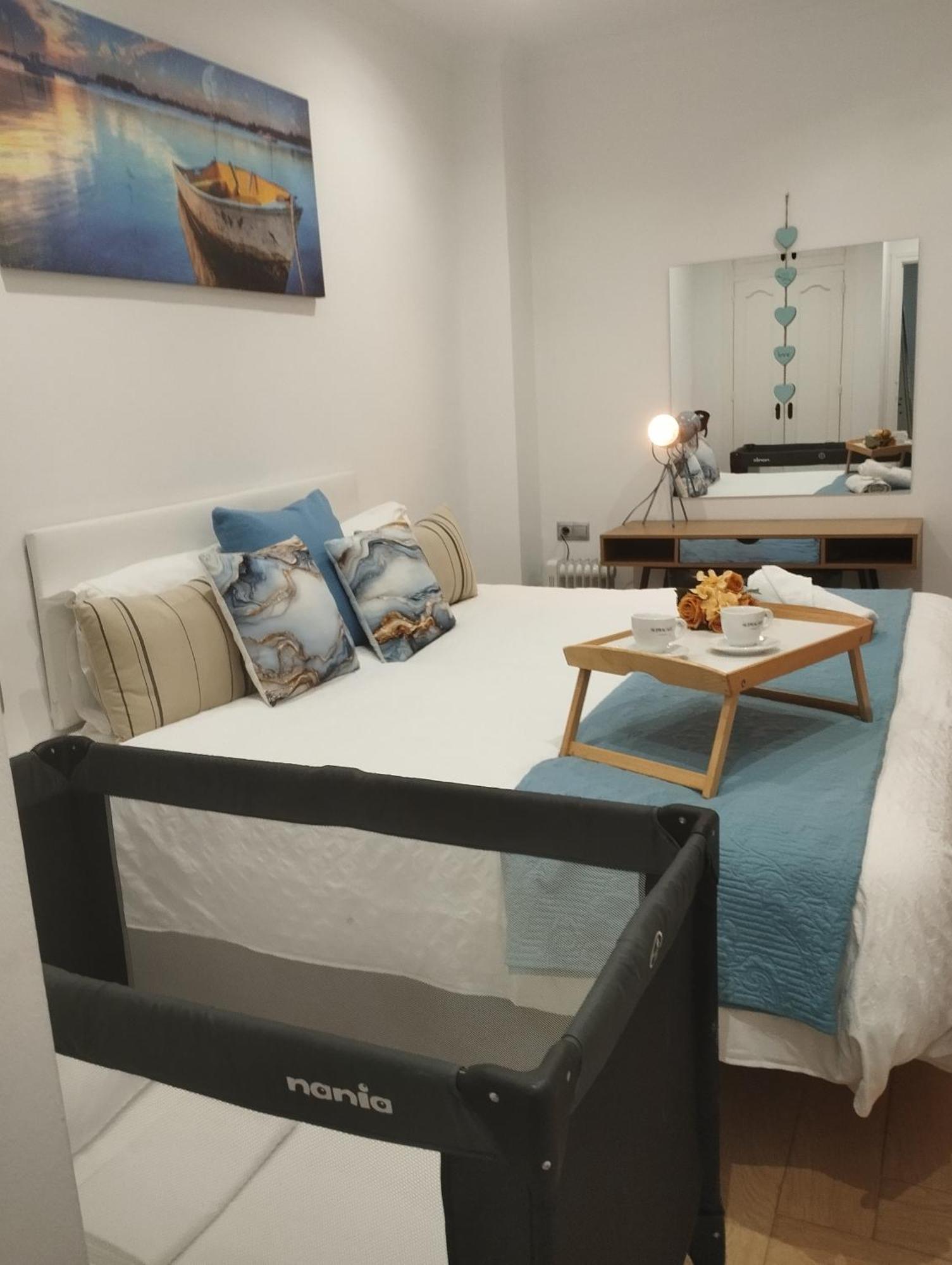 Апартаменты Port House, Paseo Maritimo,A Un Minuto Playa Фуэнхирола Экстерьер фото